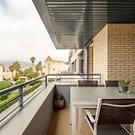 Con Terraza Garaje Y Wifi *